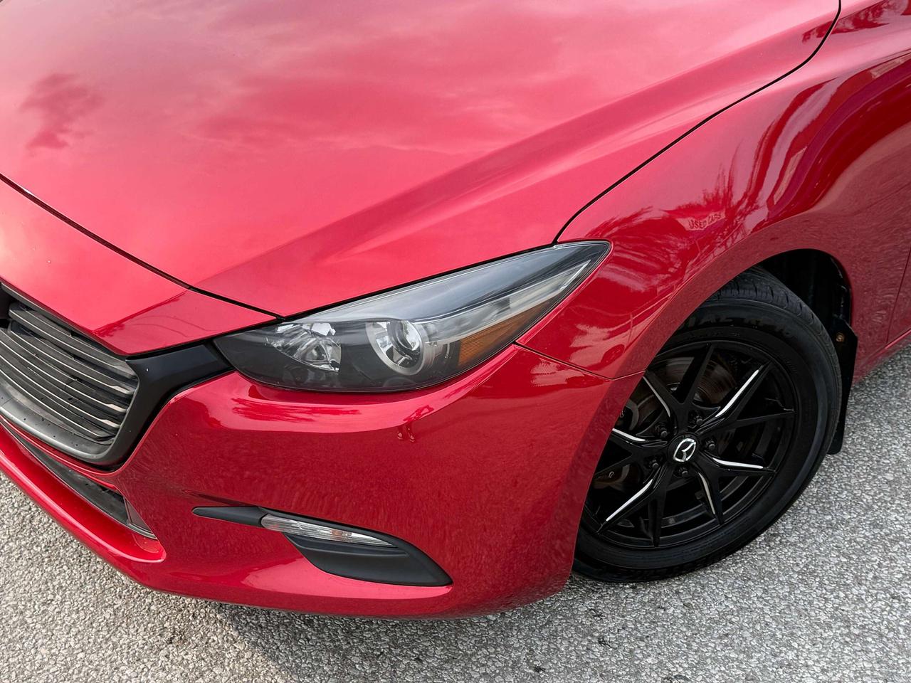 2018 Mazda MAZDA3 GX l Automatic l FWD l 2.0L l 4Cyl l Reverse Cam l Photo2