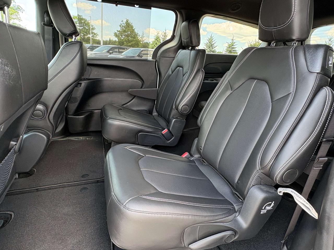 2025 Chrysler Grand Caravan SXT   Leather   Heated Seats & Steering Wheel Photo