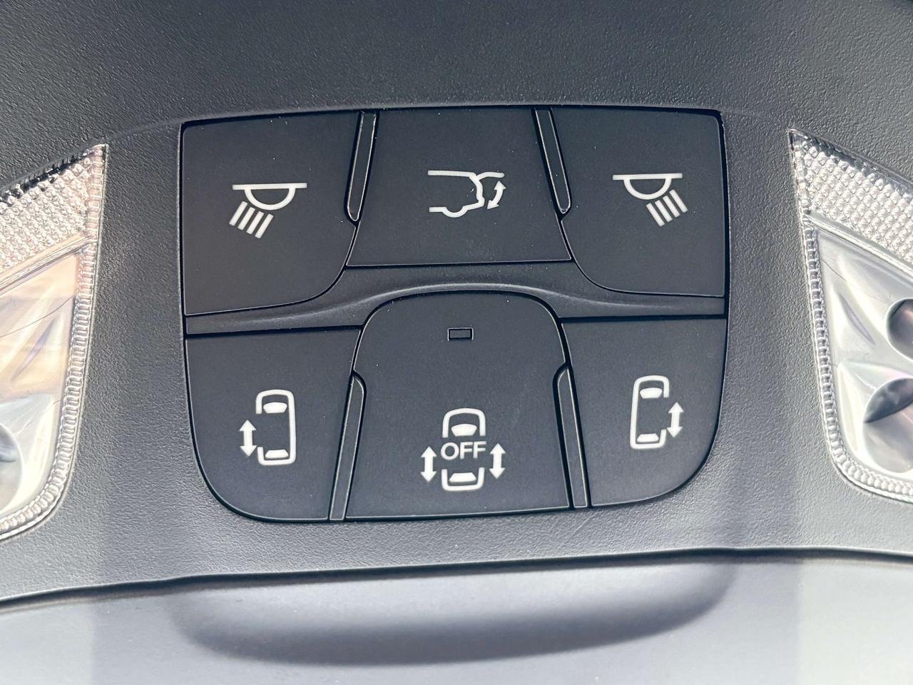 2025 Chrysler Grand Caravan SXT   Leather   Heated Seats & Steering Wheel Photo