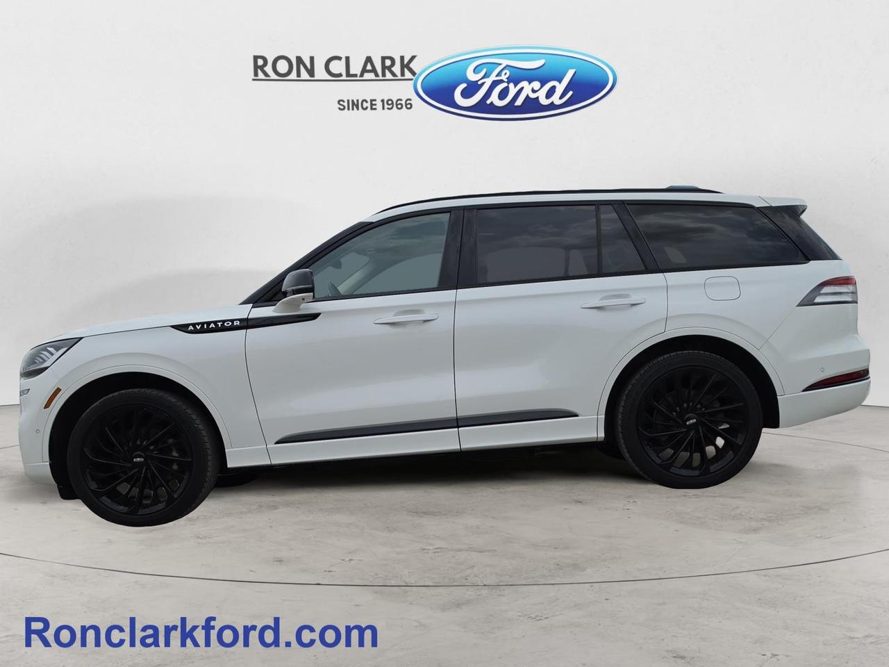2022 Lincoln Aviator Reserve 4dr All-Wheel Drive Photo