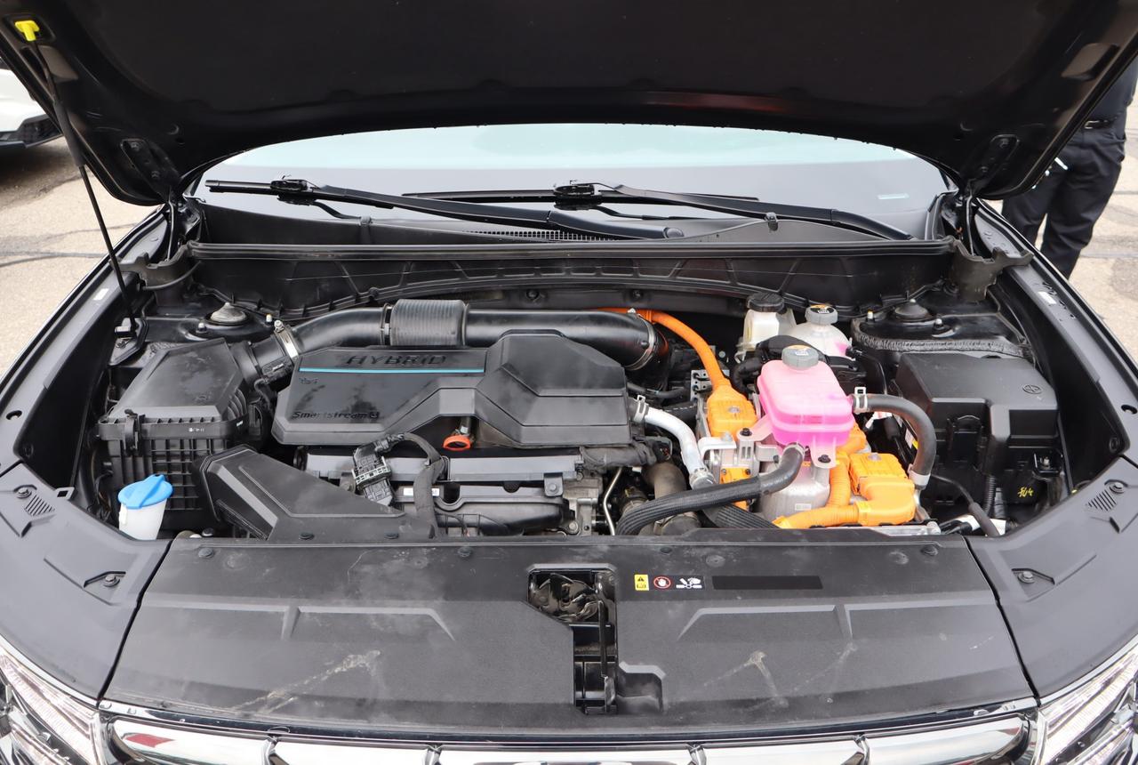 2024 Hyundai Tucson Hybrid Ultimate 4dr All-Wheel Drive Photo