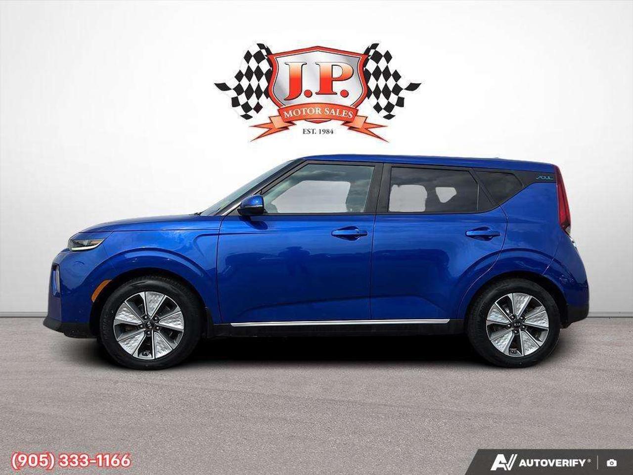 2021 Kia Soul EV Premium Apple CarPlay & Android Auto • Navigation System • Heated Front Seats • Lane Assist • Power Driver Seat • Siri Photo