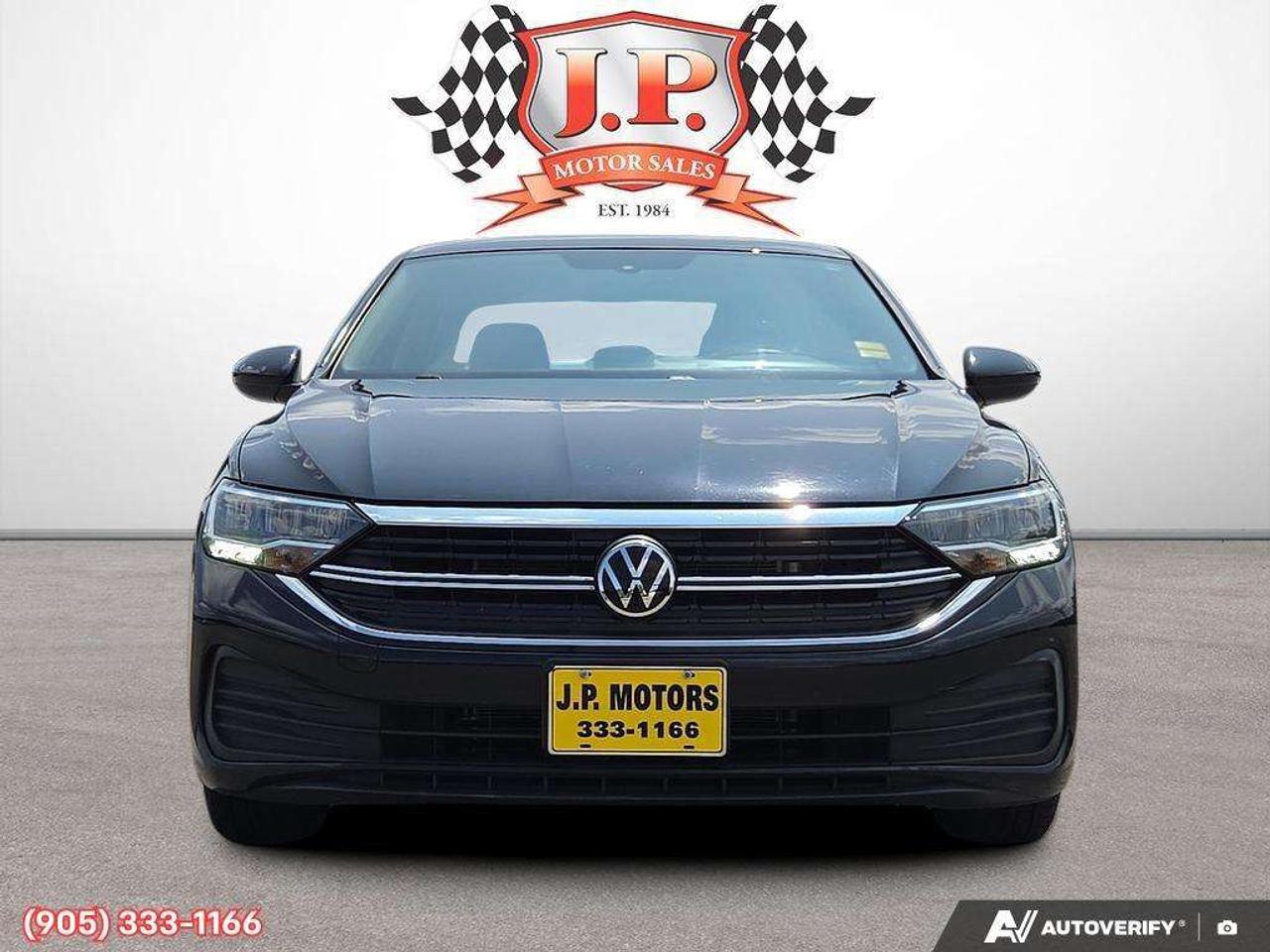 2024 Volkswagen Jetta Trendline Apple CarPlay & Android Auto • Heated Front Seats • Brake Assist • Alloy Wheels Photo5