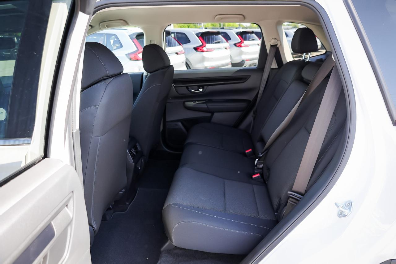 2025 Honda CR-V LX 4dr All-wheel Drive Photo
