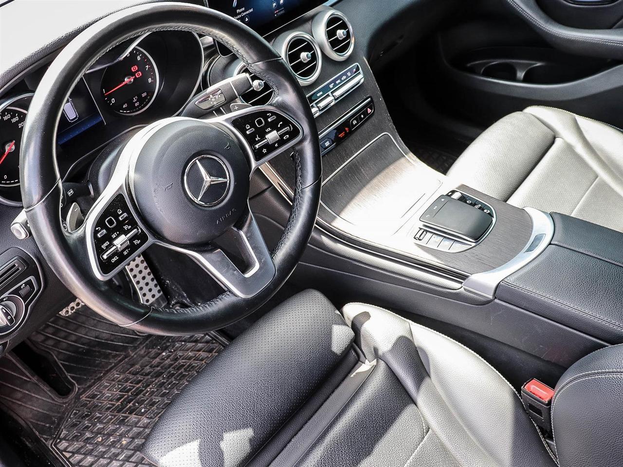 2022 Mercedes-Benz GLC GLC 300 Photo