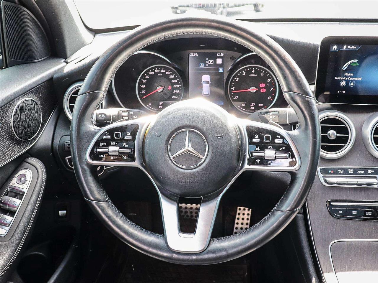 2022 Mercedes-Benz GLC GLC 300 Photo