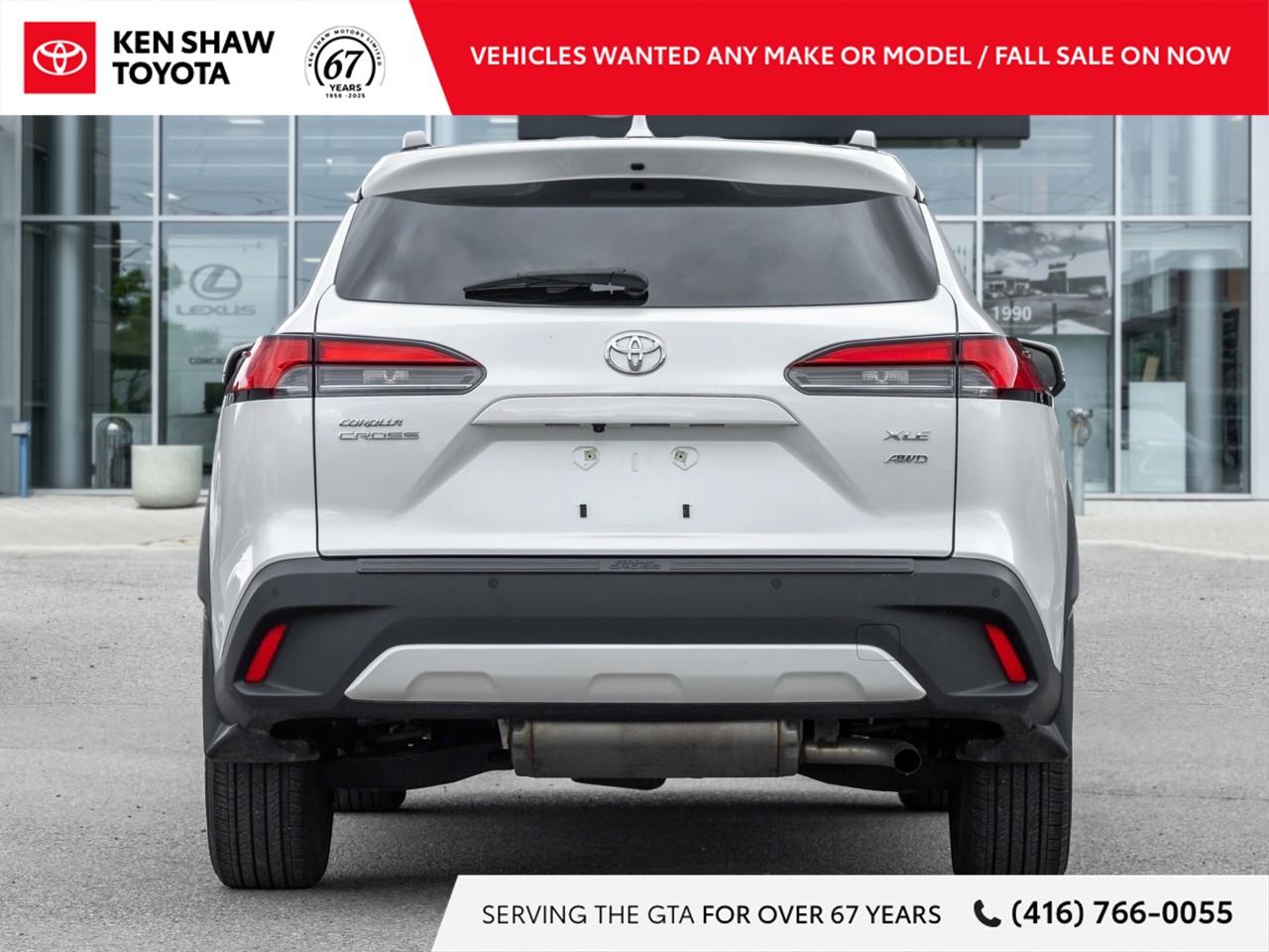 2022 Toyota Corolla Cross XLE 4dr All-Wheel Drive Photo