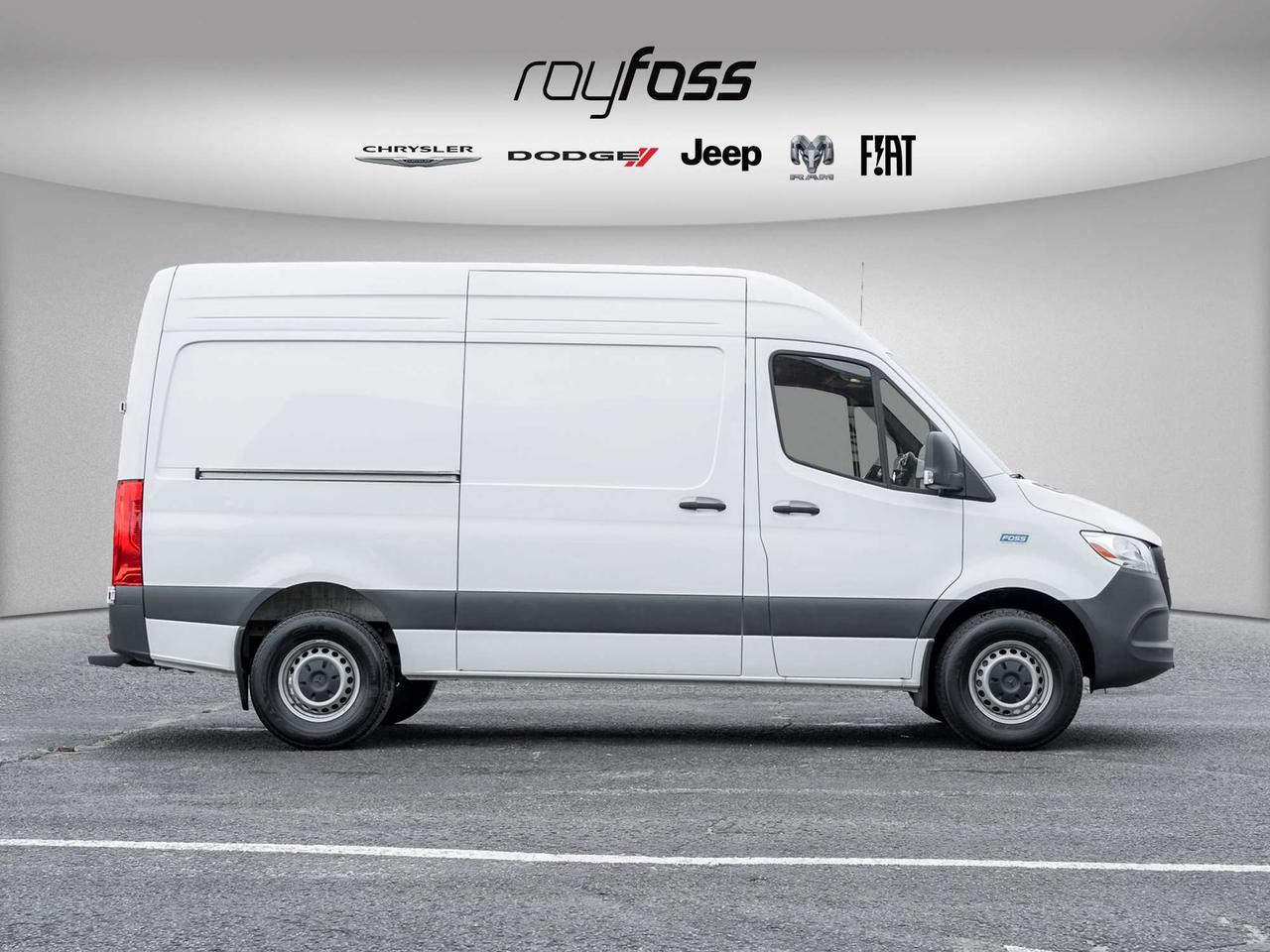 2025 Mercedes-Benz Sprinter Clean Carfax   Cruise   Stability   Traction Photo