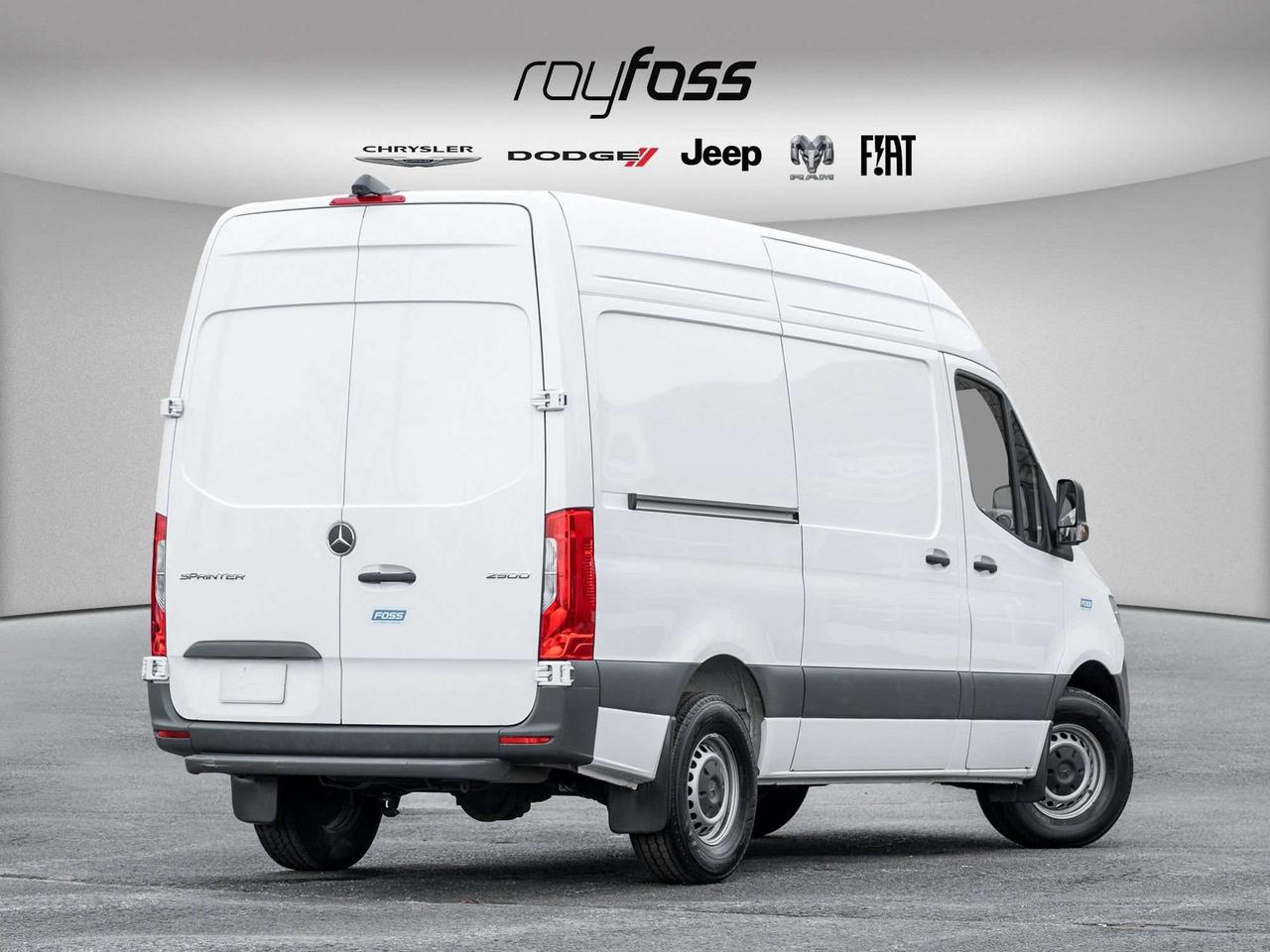 2025 Mercedes-Benz Sprinter Clean Carfax   Traction   Stability   Cruise Photo