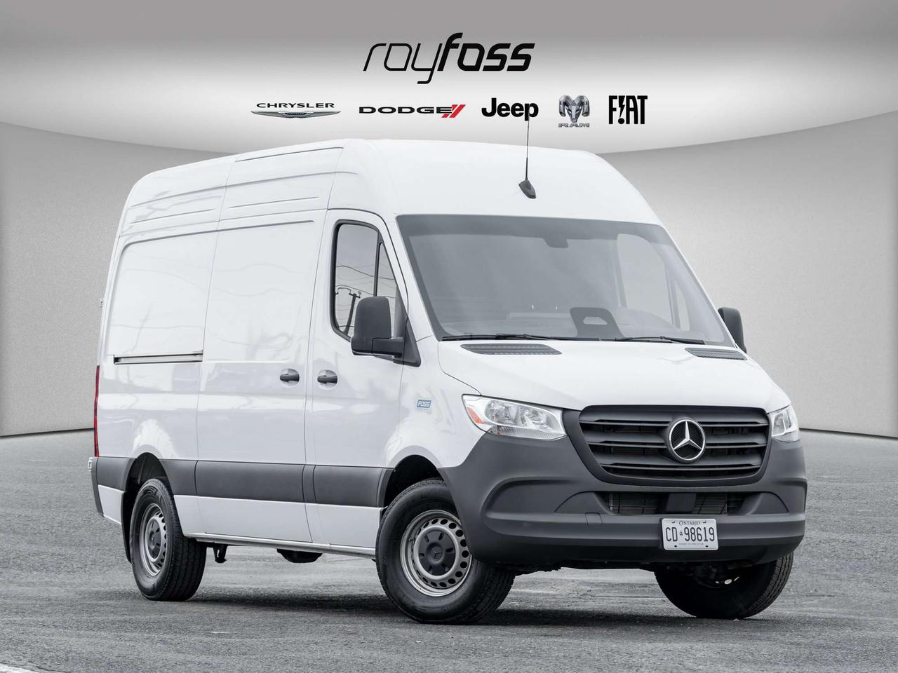 2025 Mercedes-Benz Sprinter Clean Carfax   Traction   Stability   Cruise Photo0