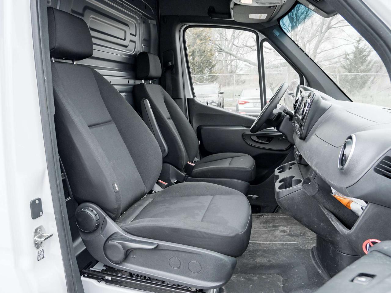 2025 Mercedes-Benz Sprinter Clean Carfax   Traction   Stability   Cruise Photo