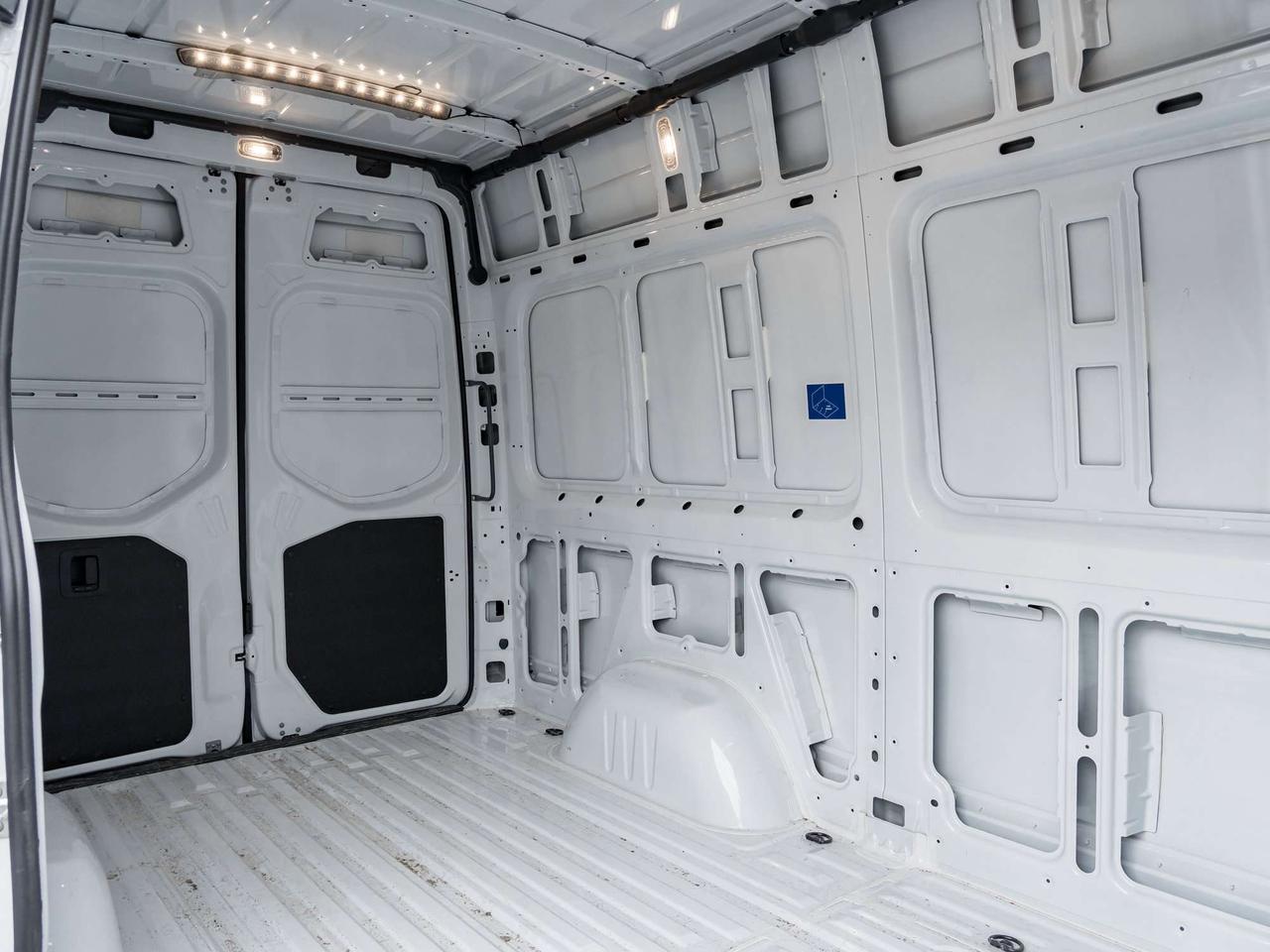 2025 Mercedes-Benz Sprinter Clean Carfax   Traction   Stability   Cruise Photo