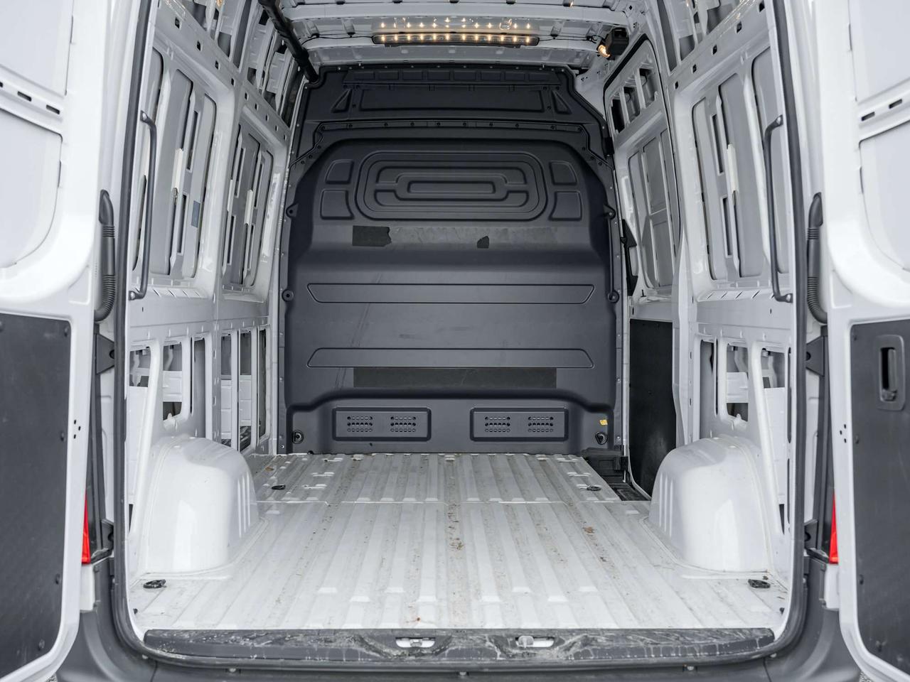 2025 Mercedes-Benz Sprinter Clean Carfax   Stability   Traction   Cruise Photo