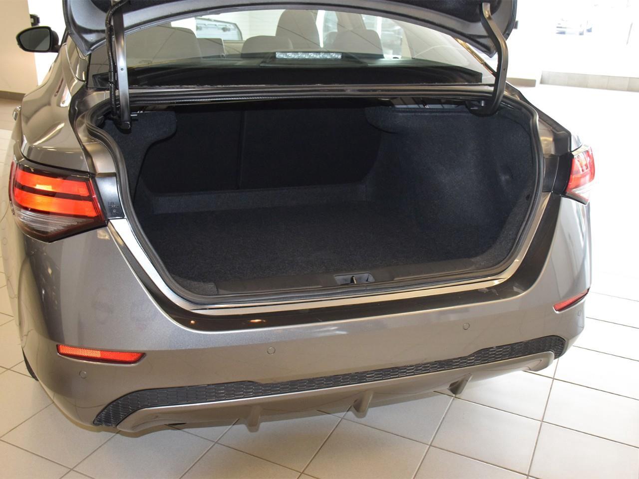 2025 Nissan Sentra SV 4DR SEDAN Photo