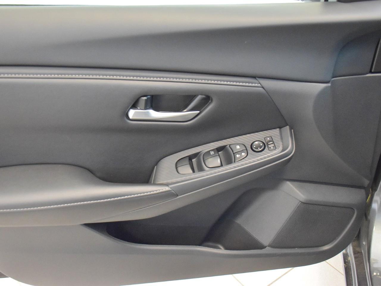 2025 Nissan Sentra SV 4DR SEDAN Photo
