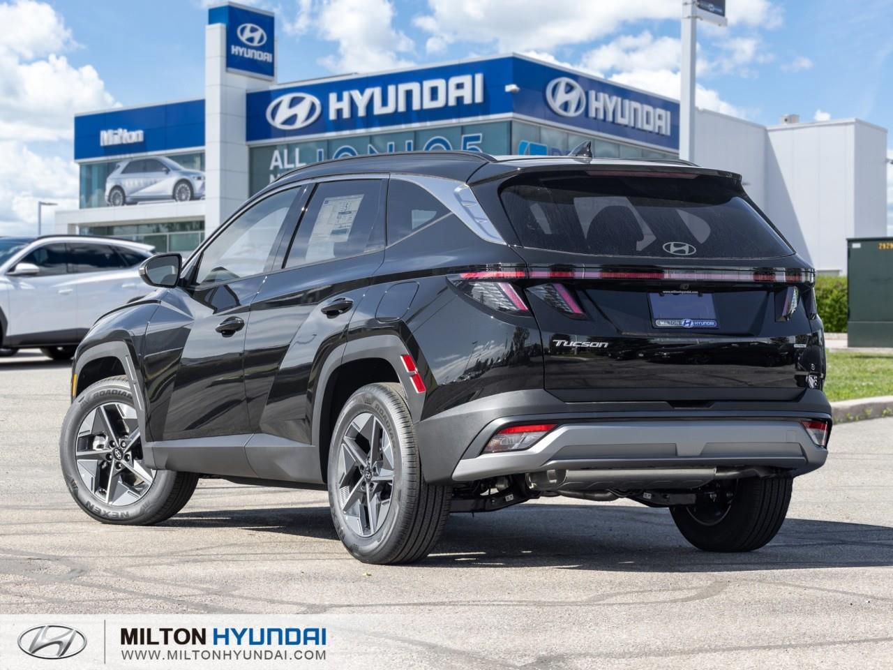 2026 Hyundai Tucson Preferred w/Trend Package 4dr All-Wheel Drive Photo4