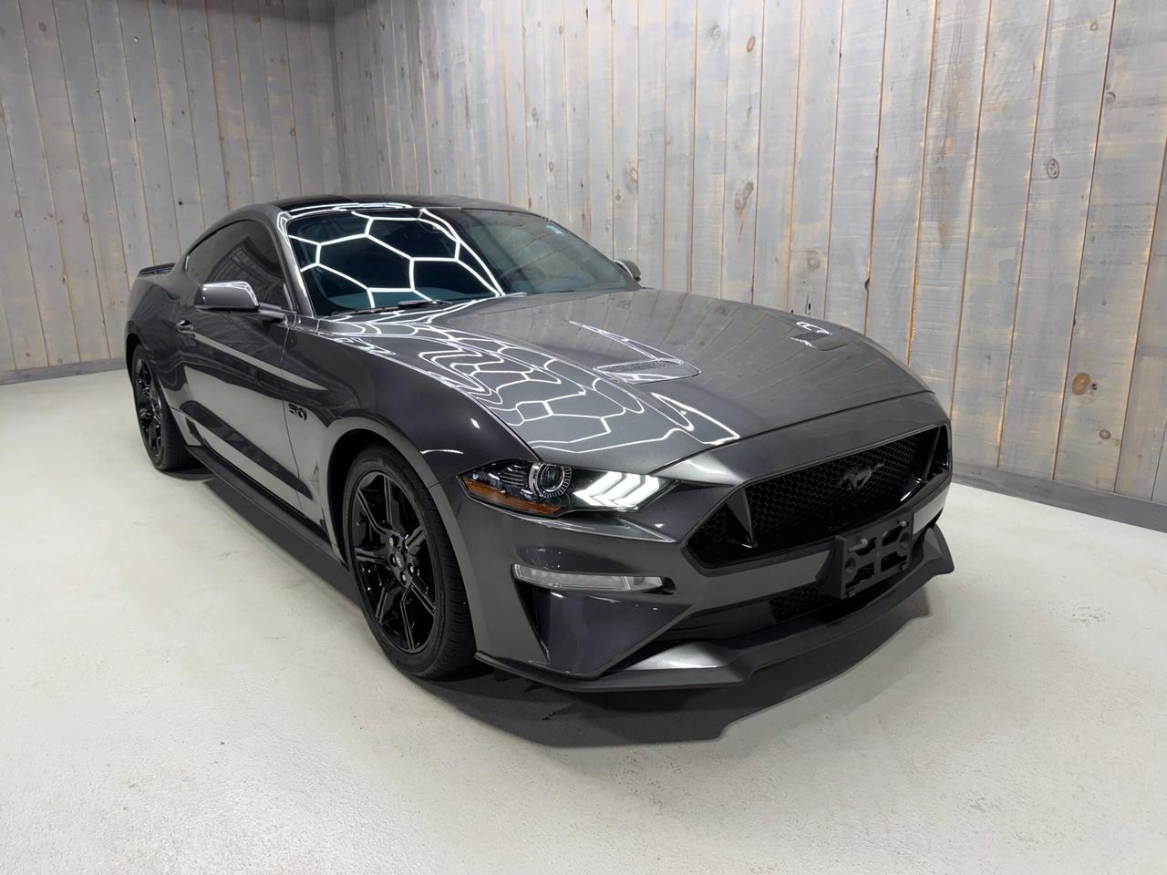 2020 Ford Mustang GT FASTBACK  5.0L V8 BLACK PACK ADAPTIVE CRUISE Photo
