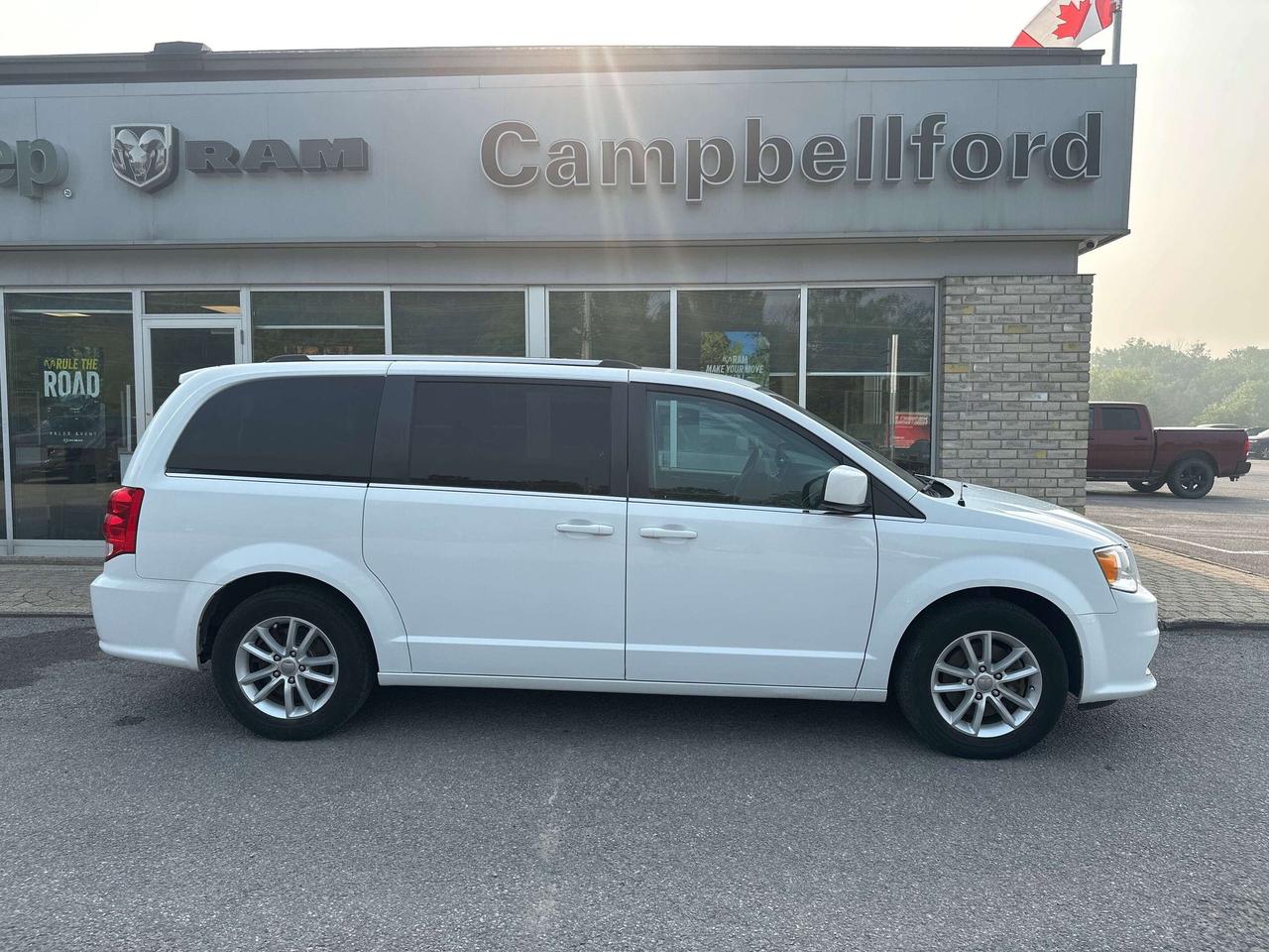 2019 Dodge Grand Caravan SXT Premium Plus Photo