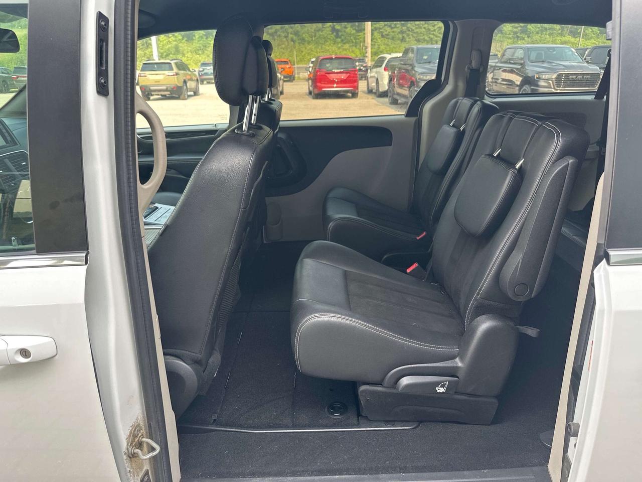 2019 Dodge Grand Caravan SXT Premium Plus Photo