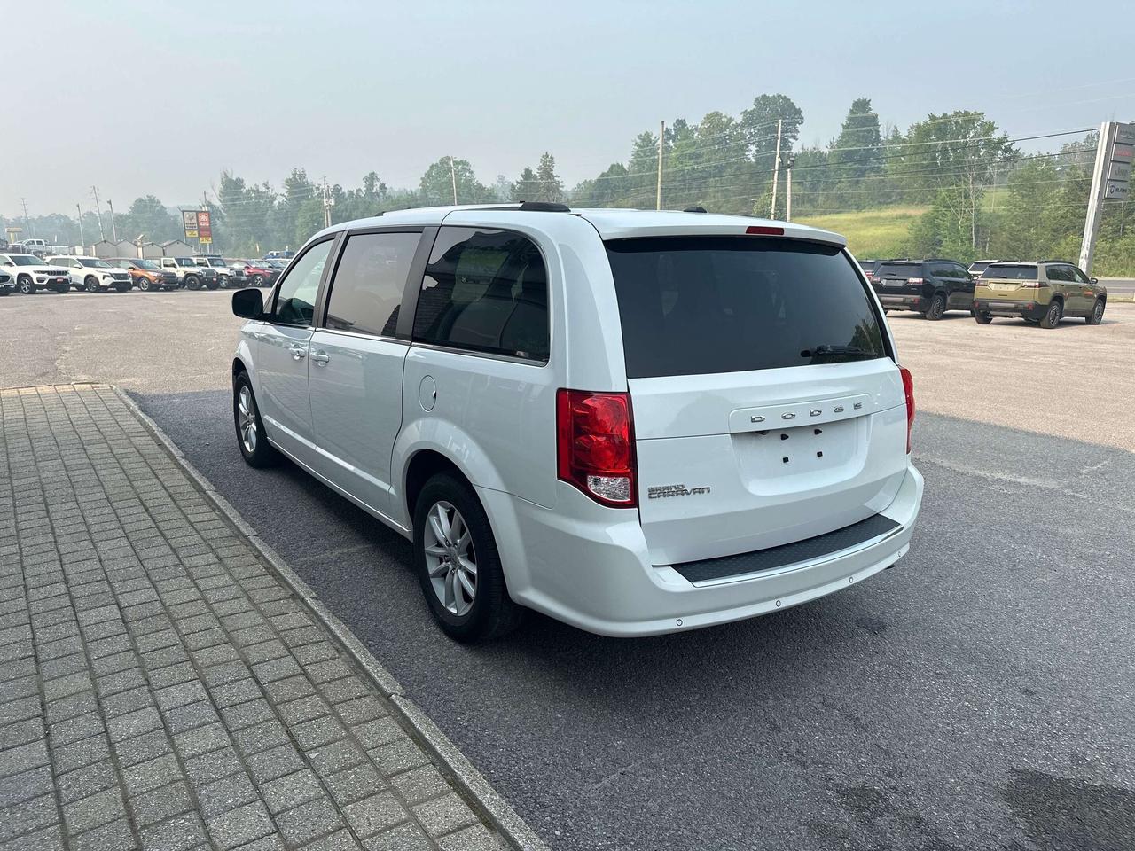 2019 Dodge Grand Caravan SXT Premium Plus Photo