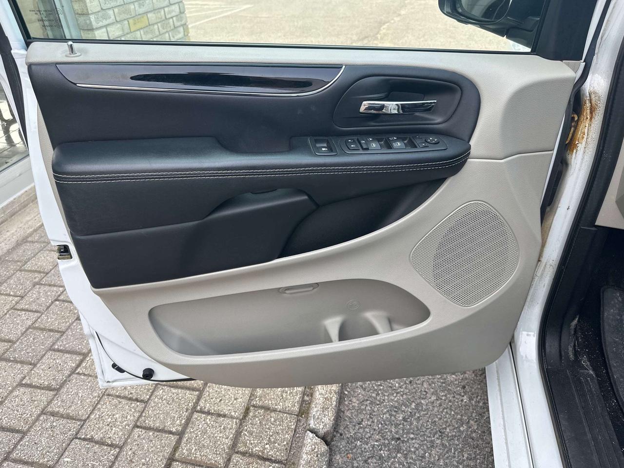 2019 Dodge Grand Caravan SXT Premium Plus Photo