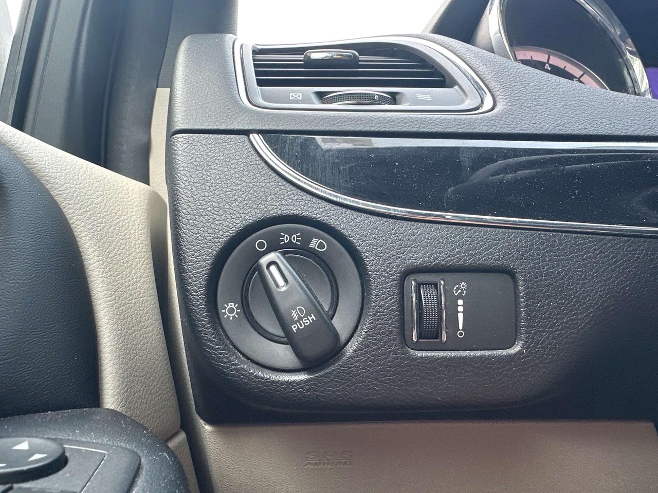 2019 Dodge Grand Caravan SXT Premium Plus Photo