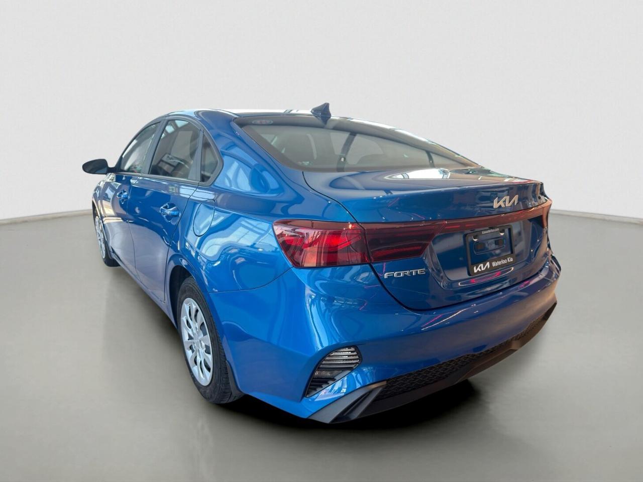 2023 Kia Forte LX Photo