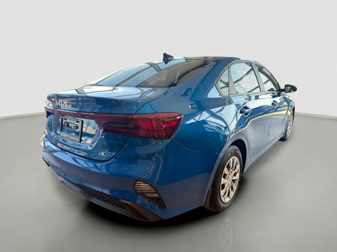 2023 Kia Forte LX Photo