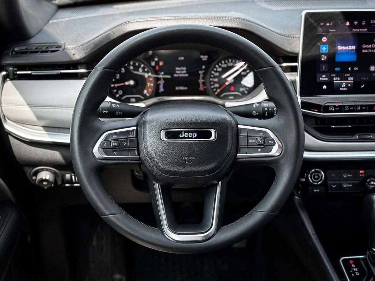 2024 Jeep Compass Limited   HEATED SEATS   REMOTE START   LANE KEEP   BLINDSPOT Photo