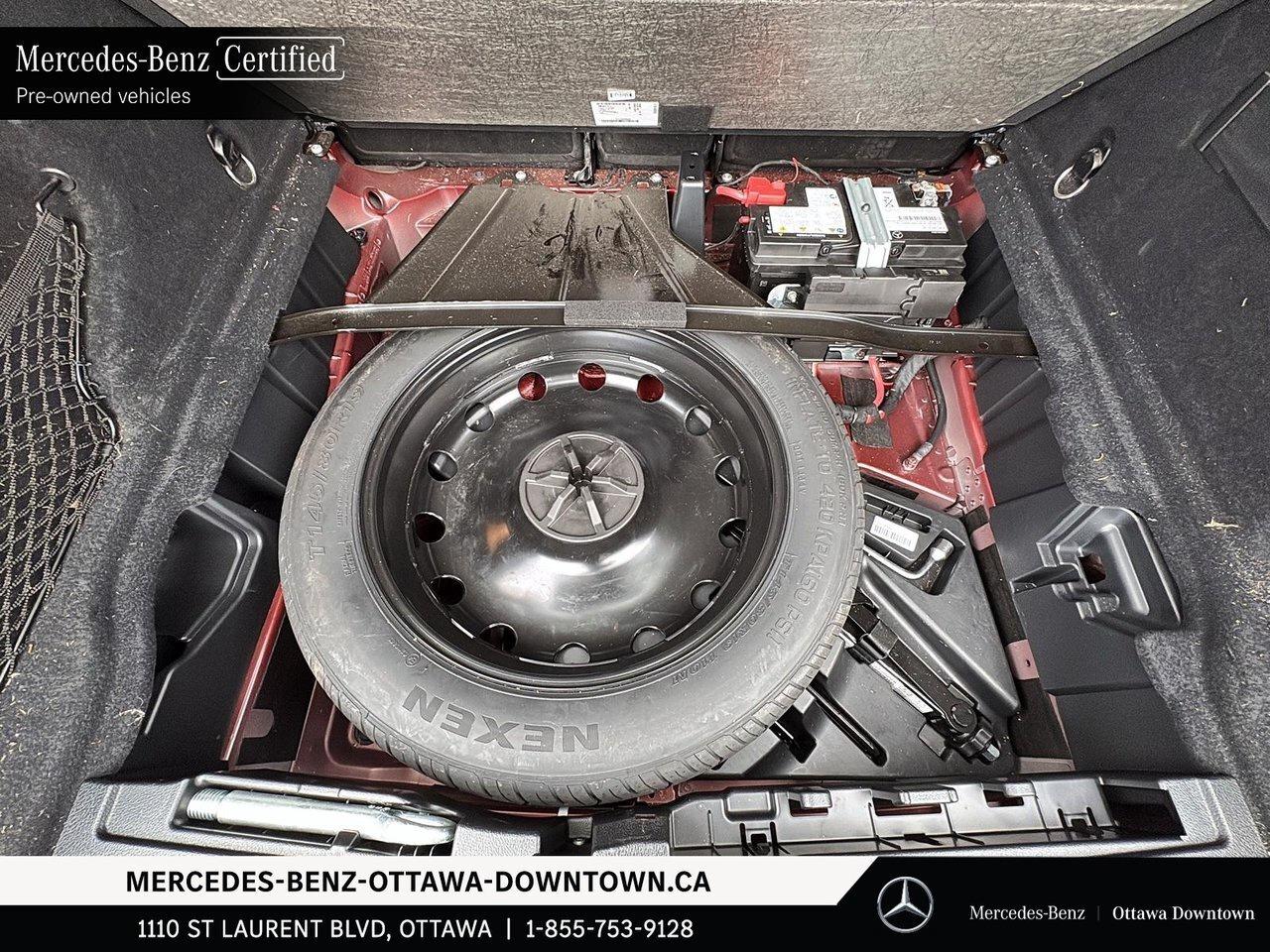 2023 Mercedes-Benz GLC300 4MATIC SUV Rare Colour. Exceptional History. Pure Photo