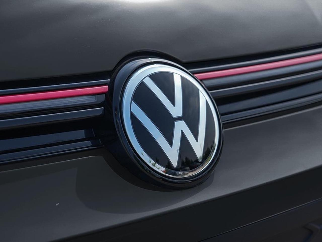 2026 Volkswagen Golf GTI Autobahn Photo