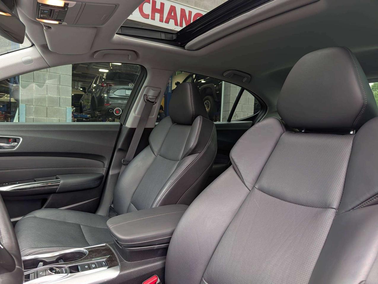 2018 Acura TLX Tech Photo