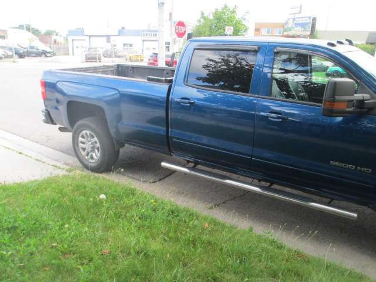 2017 Chevrolet Silverado 3500HD LT, 8' Box, Back Up Camera Photo3