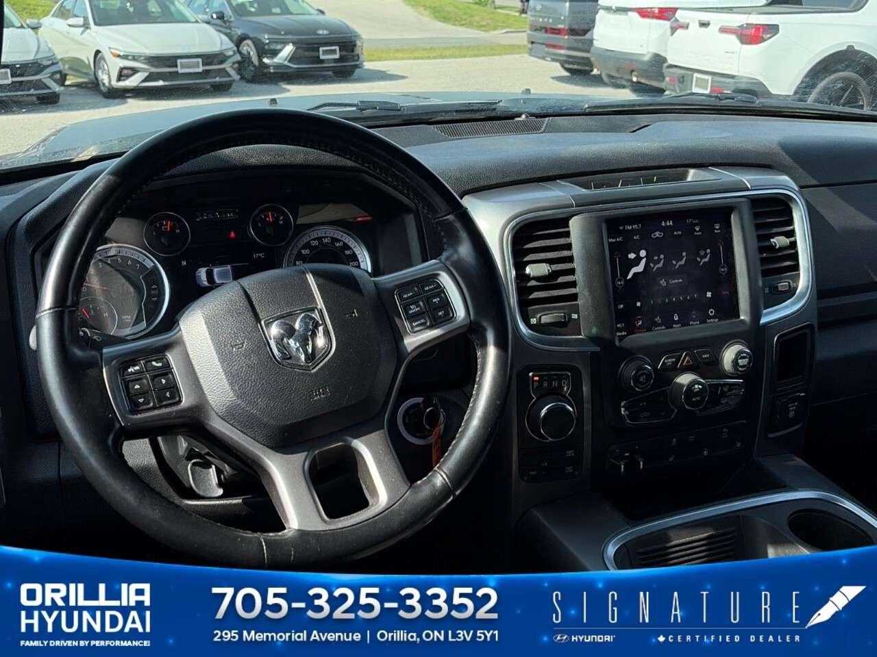 2021 RAM 1500 Warlock 4x4 Crew Cab 5'7 Box Photo