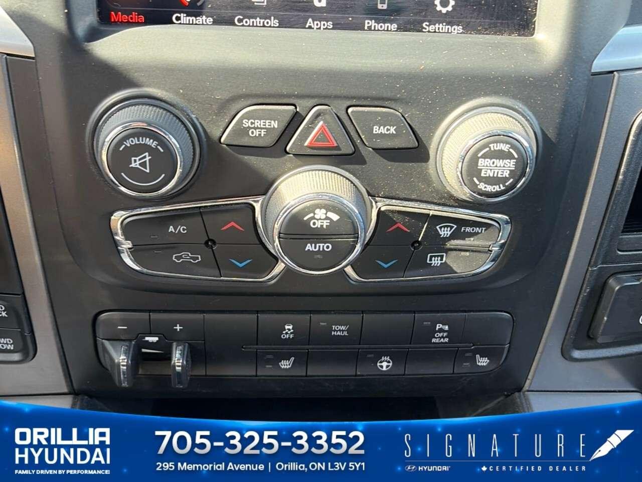 2021 RAM 1500 Warlock 4x4 Crew Cab 5'7 Box Photo