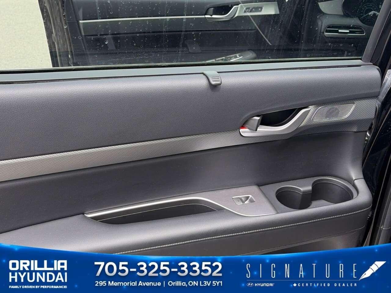2024 Hyundai PALISADE Urban 7-Passenger AWD Photo