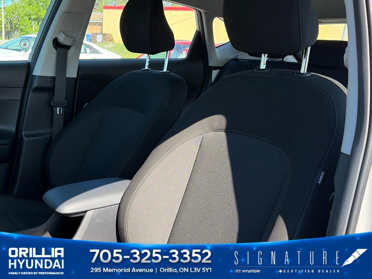 2024 Hyundai KONA 2.0L Essential AWD Photo