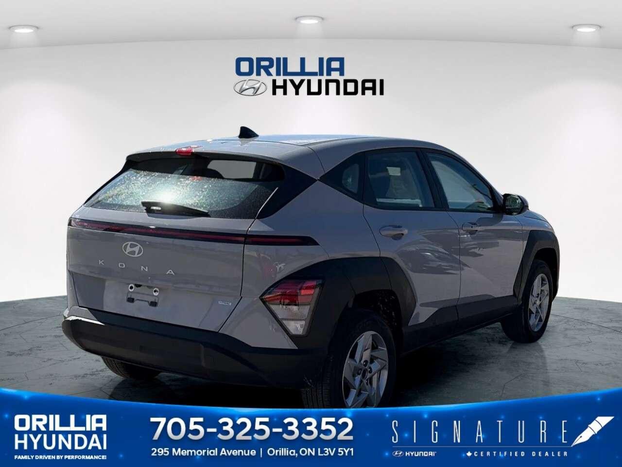 2024 Hyundai KONA 2.0L Essential AWD Photo4
