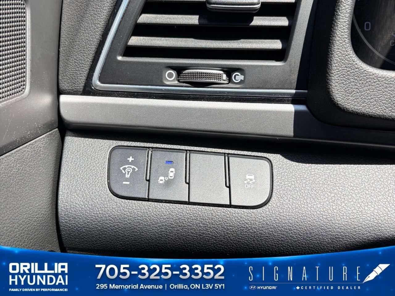 2017 Hyundai Elantra 4dr Sdn Auto GLS Photo