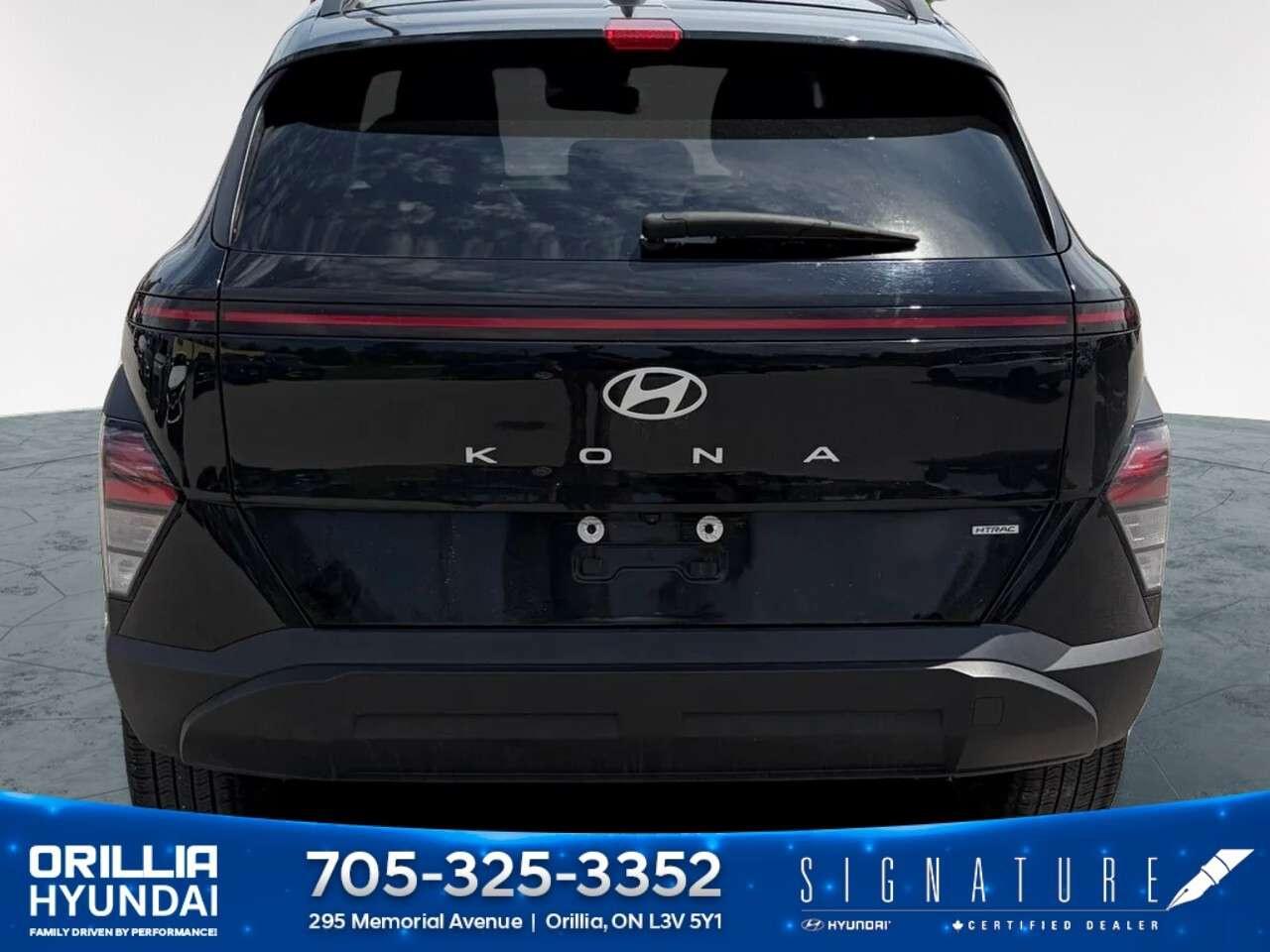 2024 Hyundai KONA 2.0L Preferred AWD Photo1