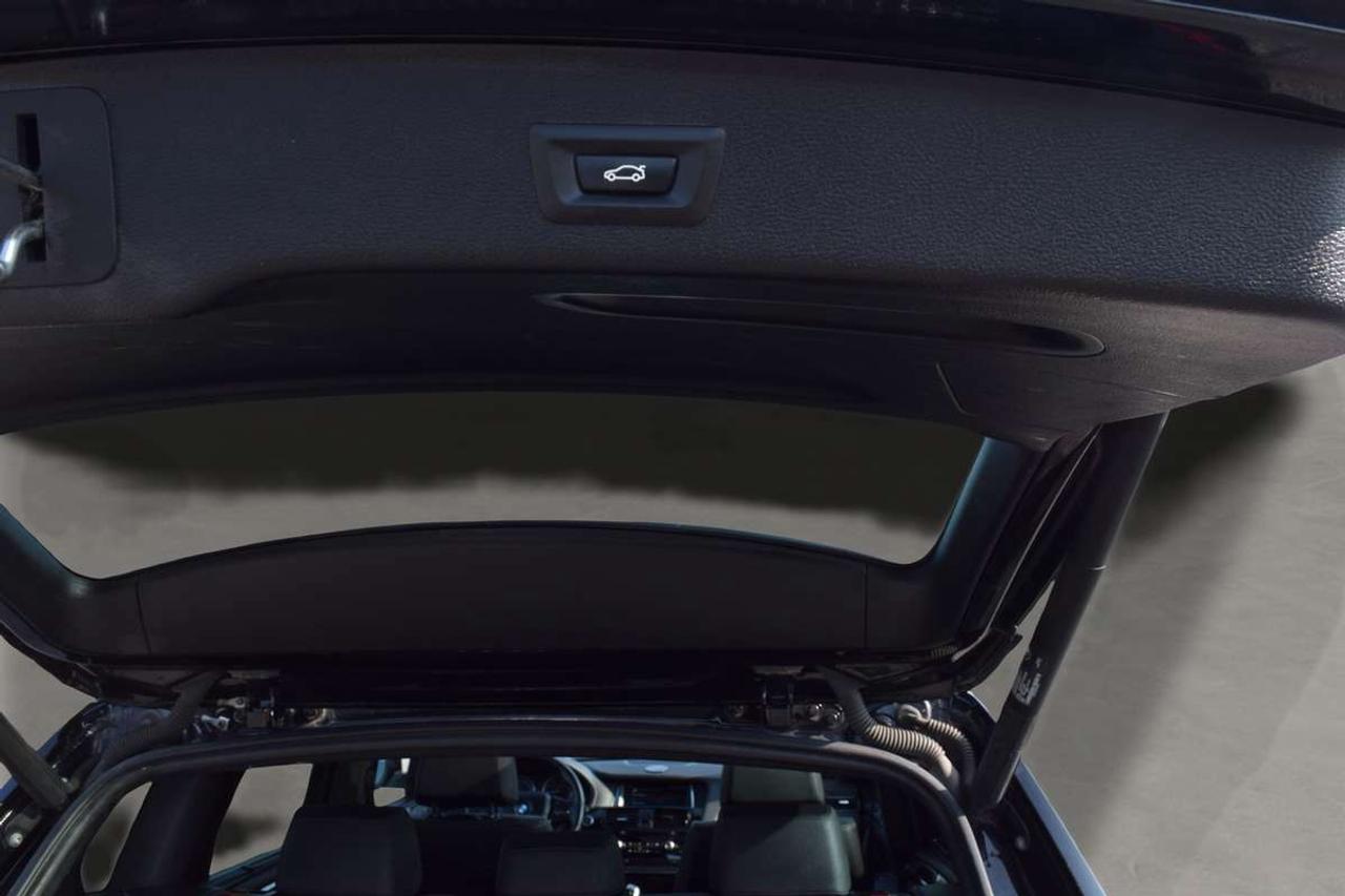 2017 BMW X3 xDrive28i Navi Panoramic Sunroof Photo