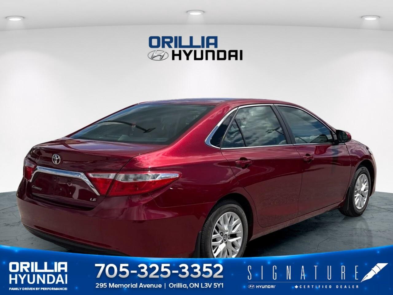 2017 Toyota Camry 4dr Sdn I4 Auto LE Photo