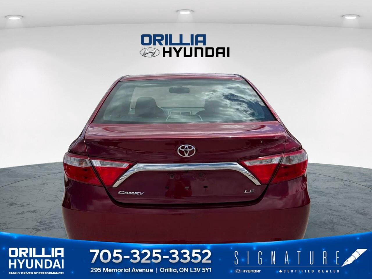 2017 Toyota Camry 4dr Sdn I4 Auto LE Photo