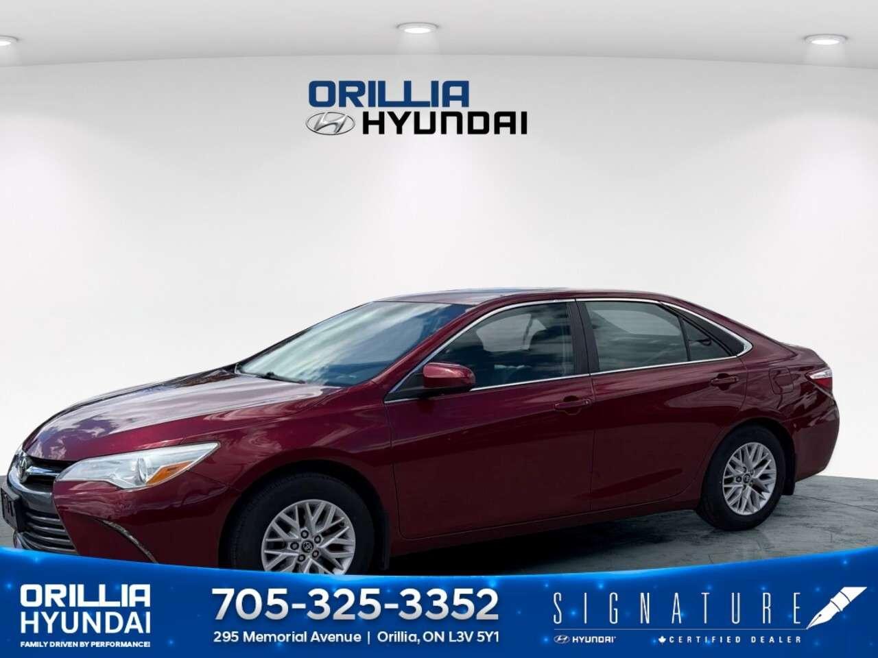 2017 Toyota Camry 4dr Sdn I4 Auto LE Photo1