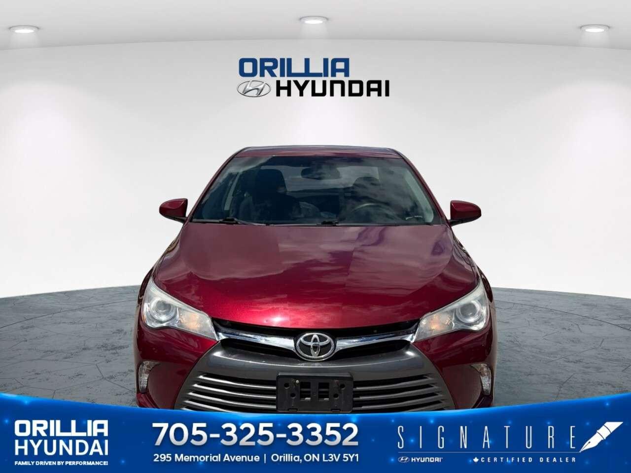 2017 Toyota Camry 4dr Sdn I4 Auto LE Photo