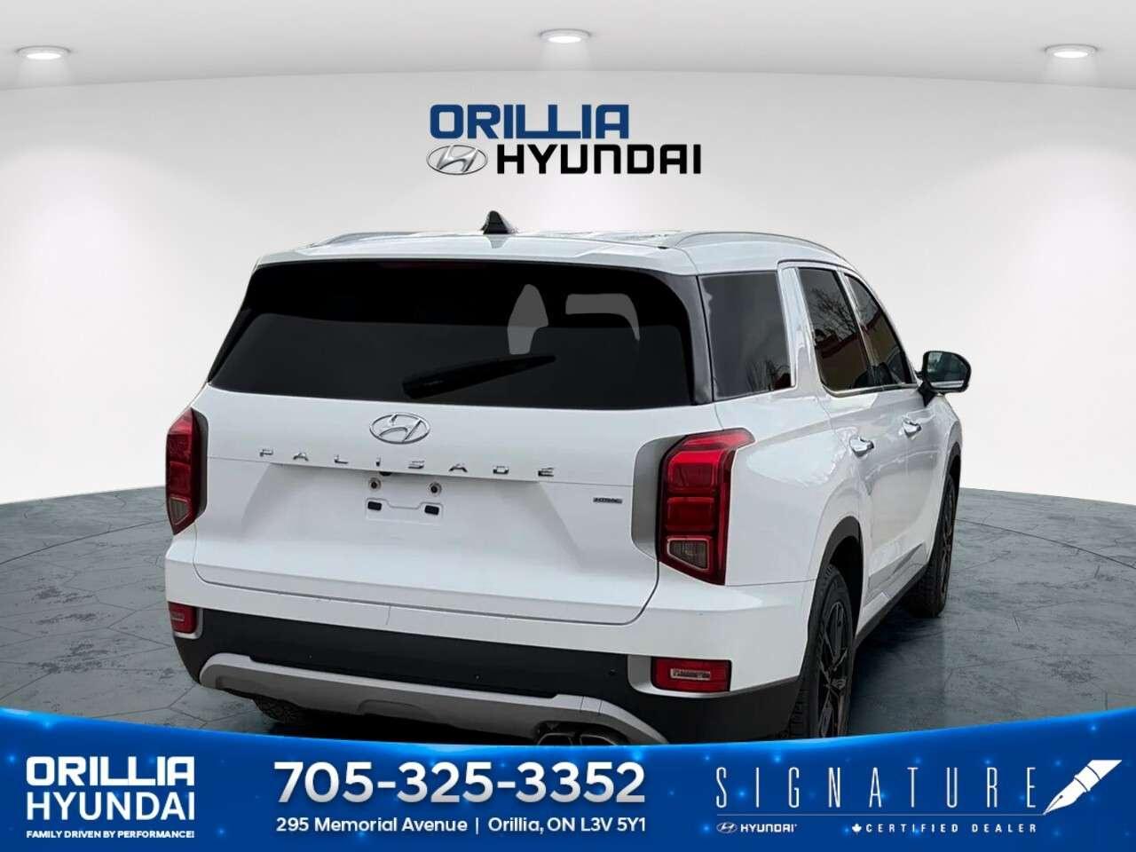 2020 Hyundai PALISADE Luxury 7-Passenger AWD Photo