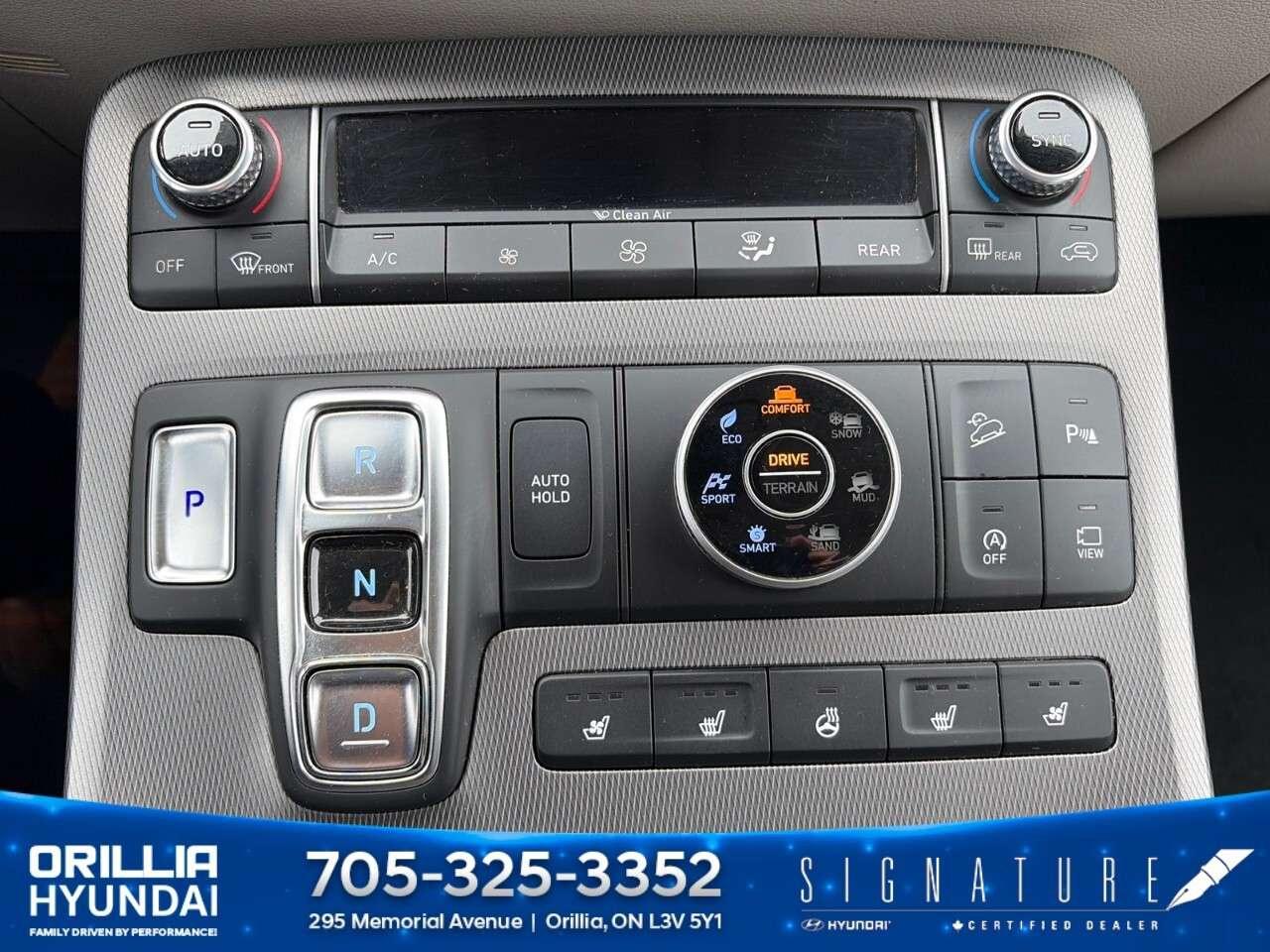 2020 Hyundai PALISADE Luxury 7-Passenger AWD Photo
