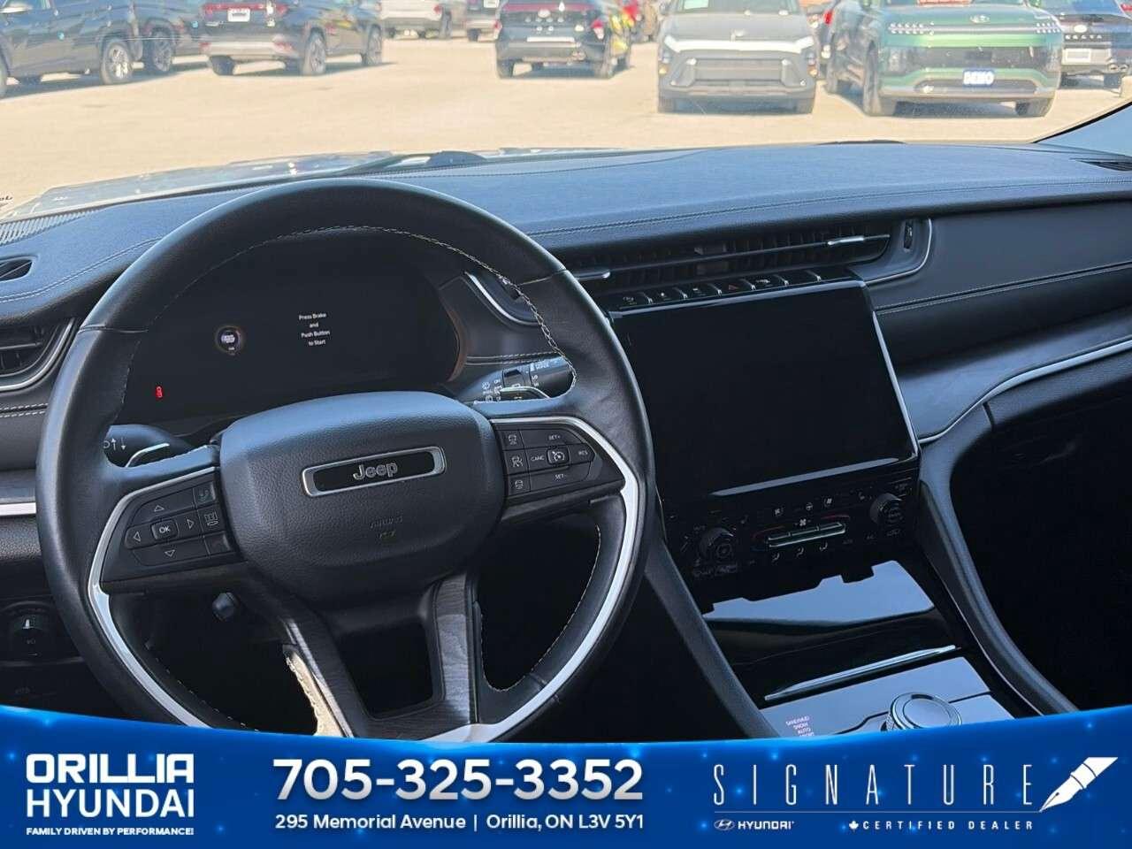 2022 Jeep Grand Cherokee LIMITED 4X4 Photo