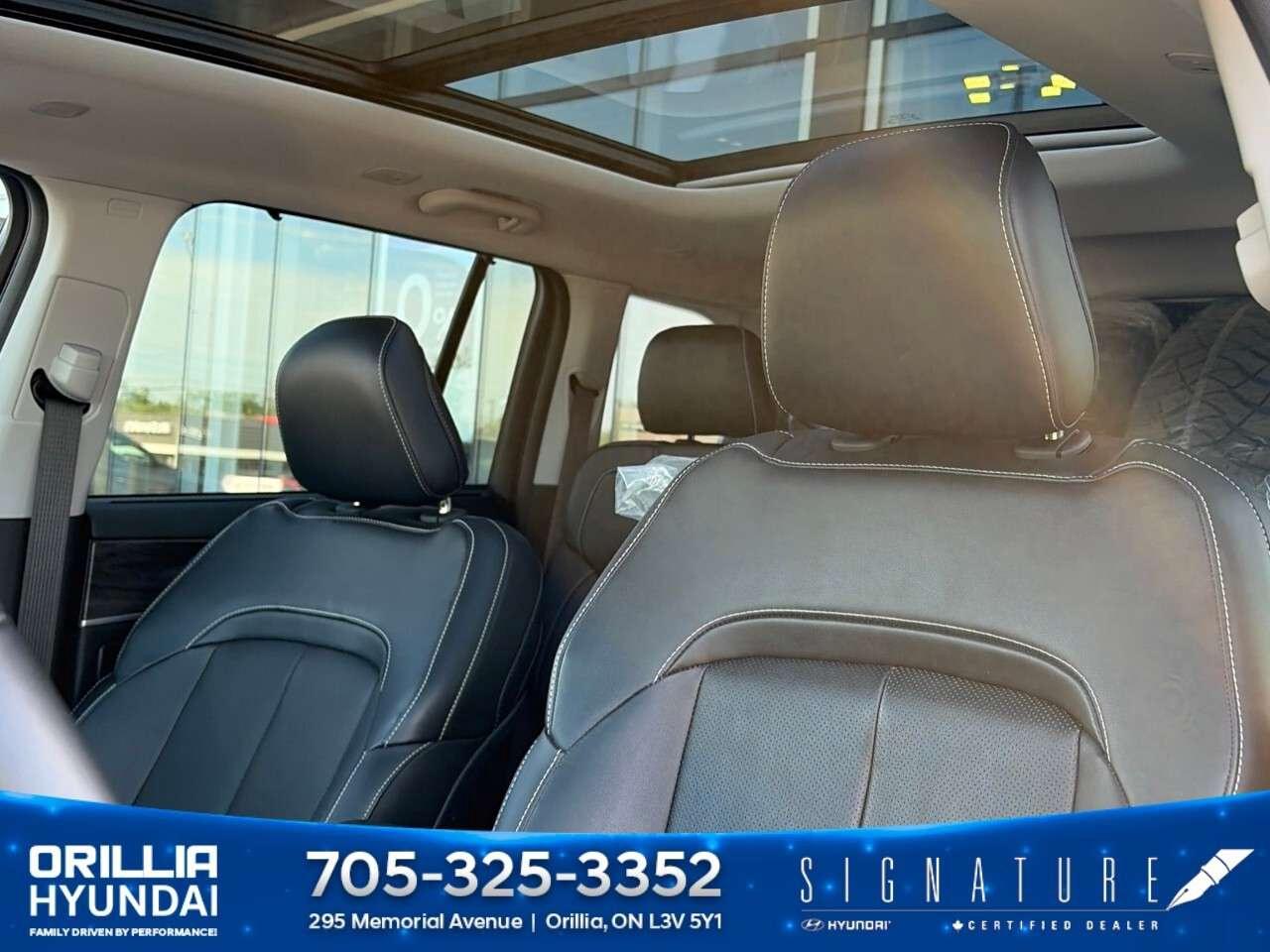 2022 Jeep Grand Cherokee LIMITED 4X4 Photo