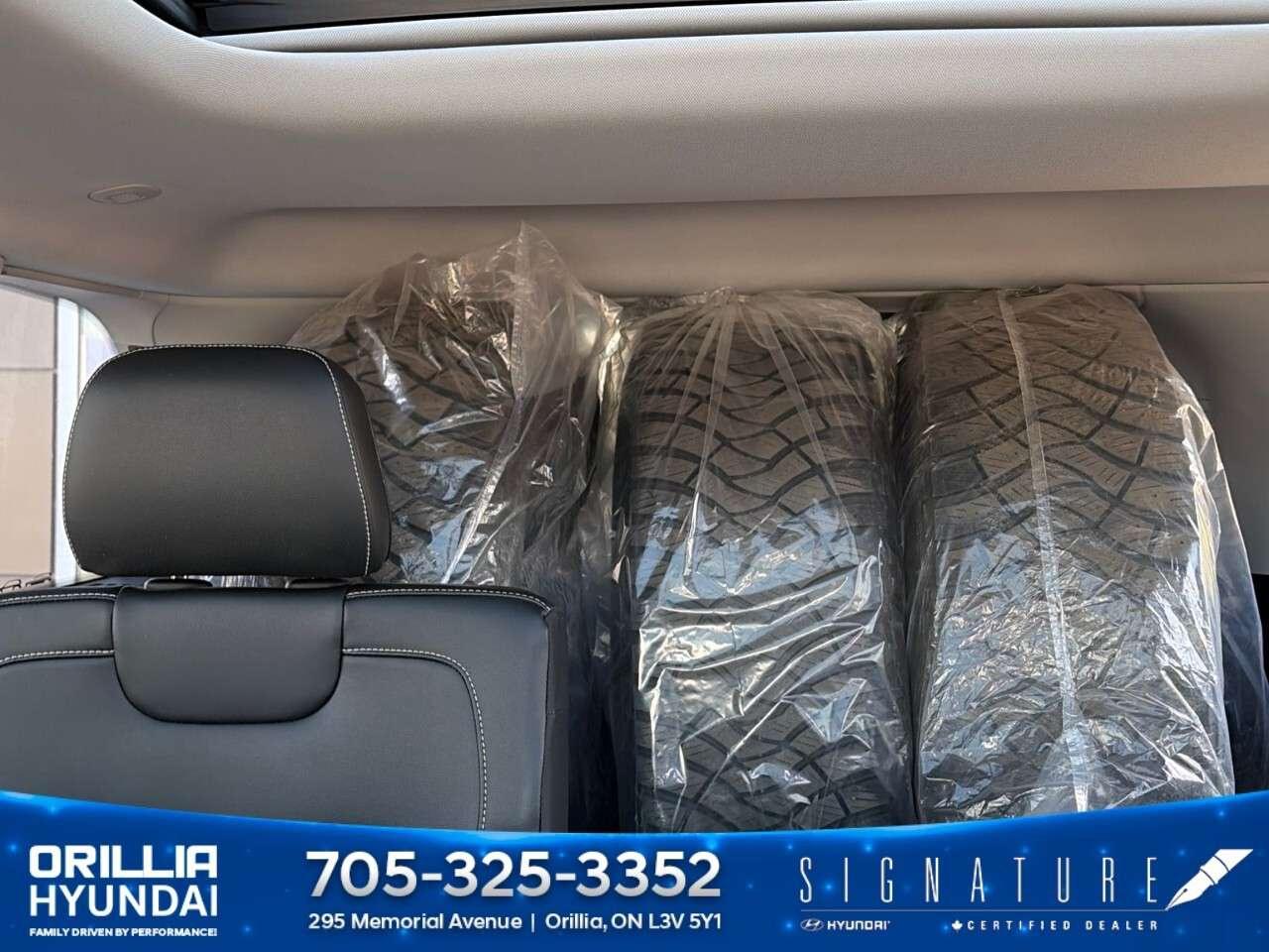 2022 Jeep Grand Cherokee LIMITED 4X4 Photo